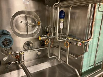 Immagine panoramica di Alfa laval pneumatic valve station